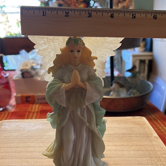 Praying Angel Resin Figurine NWOT 🙏😇 - Picture 7 of 10